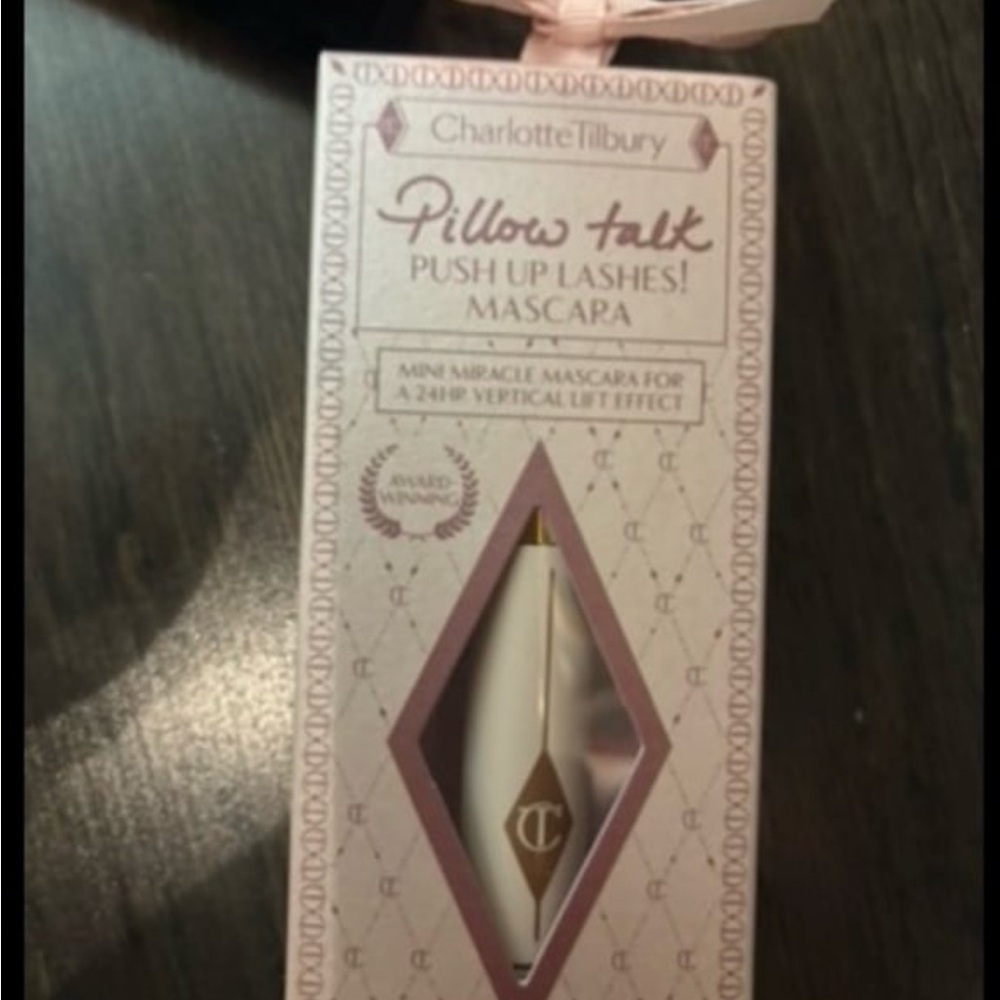 Charlotte Tilbury Pillow Talk Push Up Lashes Mascara - Black and Pink